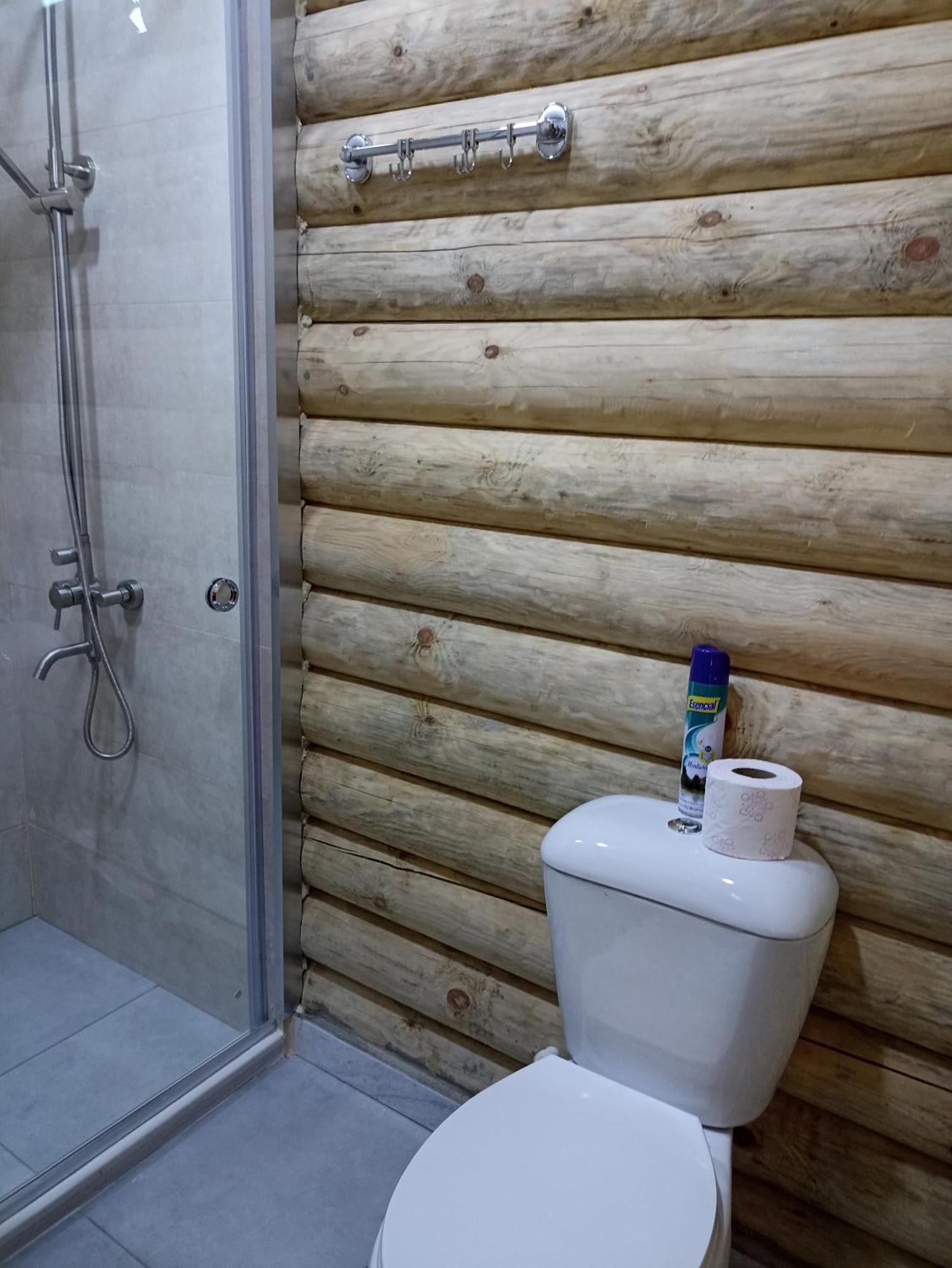 Guest House On Angisa Батуми Стая снимка